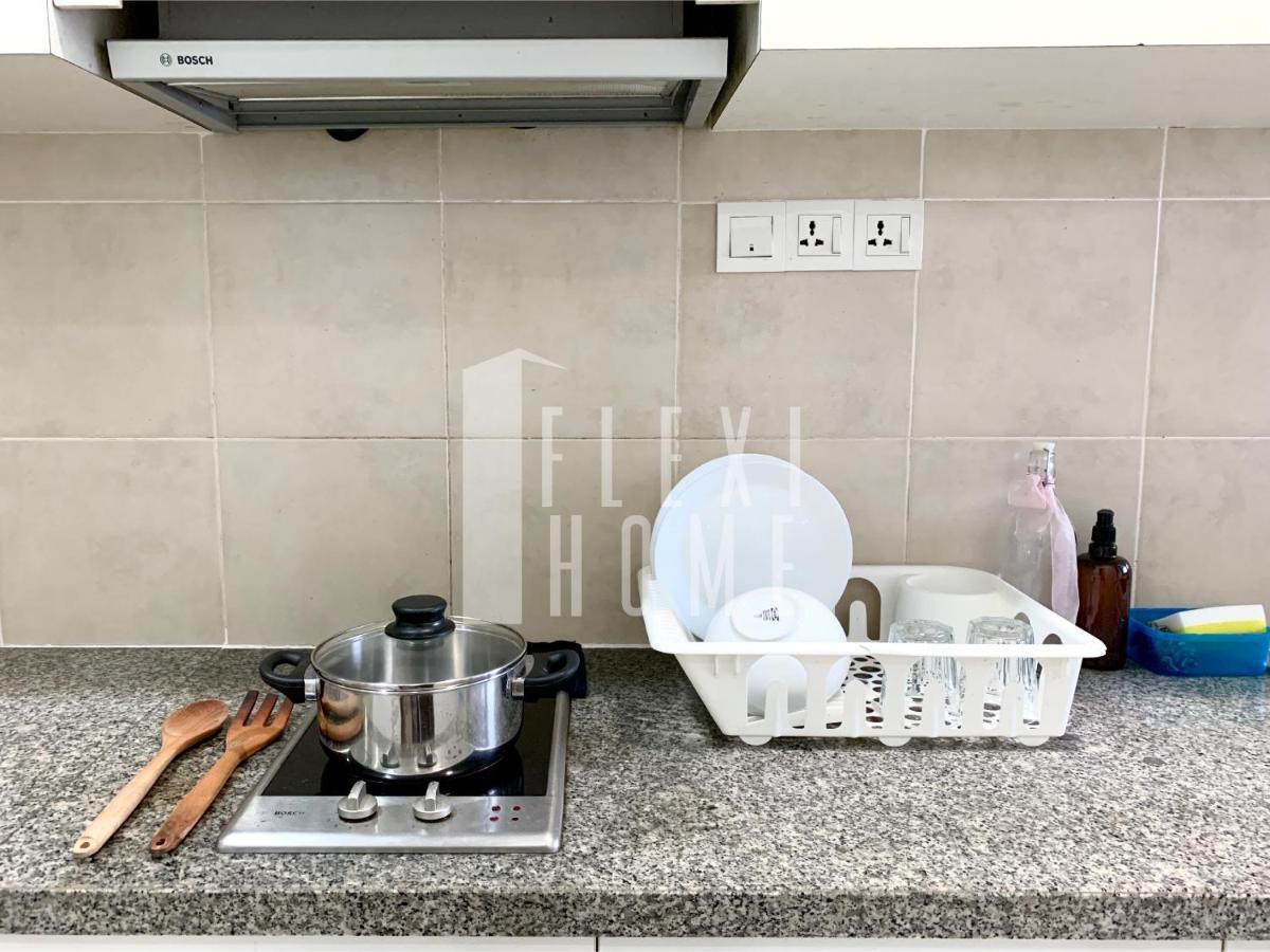 Apartment Flexihome Shaftsbury: Day-use Workspace In