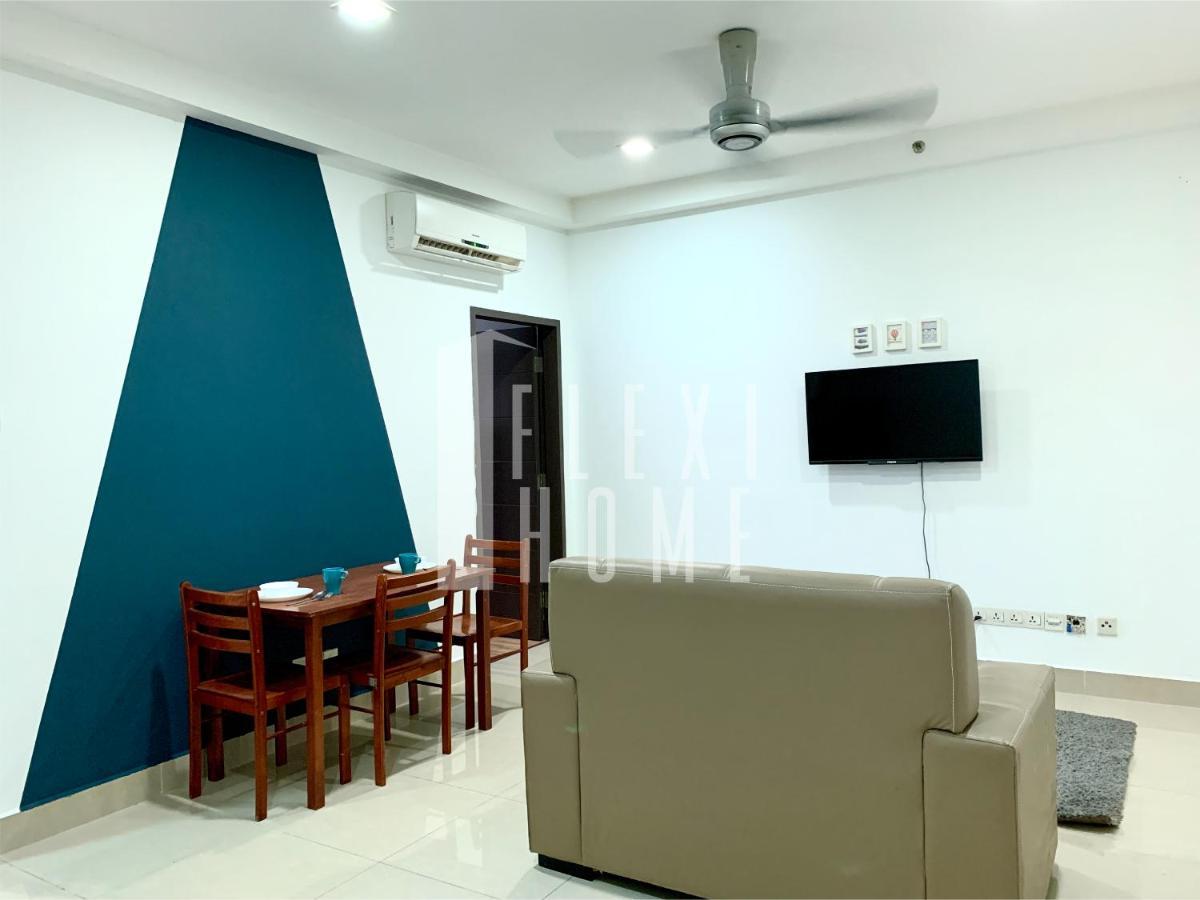 Flexihome Shaftsbury: Day-use Workspace In * Cyberjaya