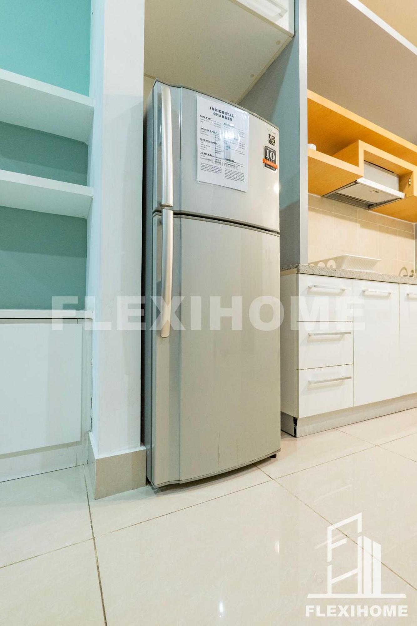 Apartment Flexihome Shaftsbury: Day-use Workspace In *