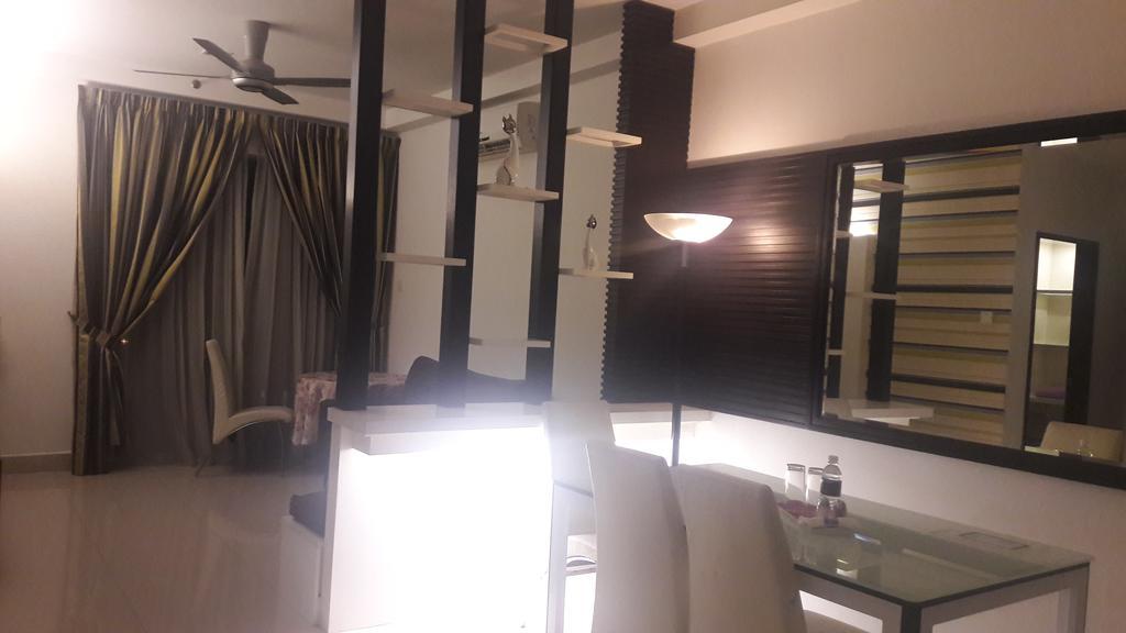 Flexihome Shaftsbury: Day-use Workspace In * Cyberjaya
