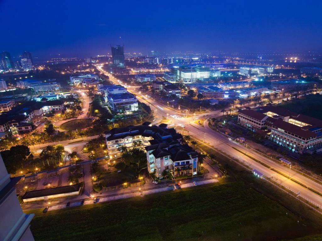 Flexihome Shaftsbury: Day-use Workspace In * Cyberjaya