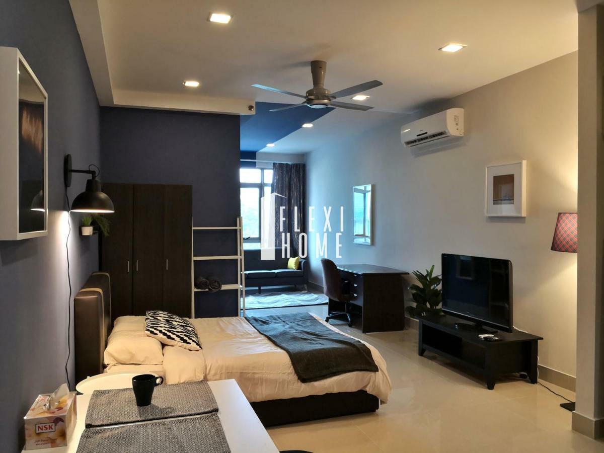 Flexihome Shaftsbury: Day-use Workspace In * Cyberjaya