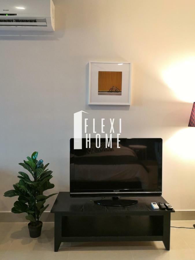 Apartment Flexihome Shaftsbury: Day-use Workspace In